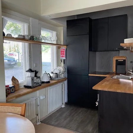 아파트 Travel Center